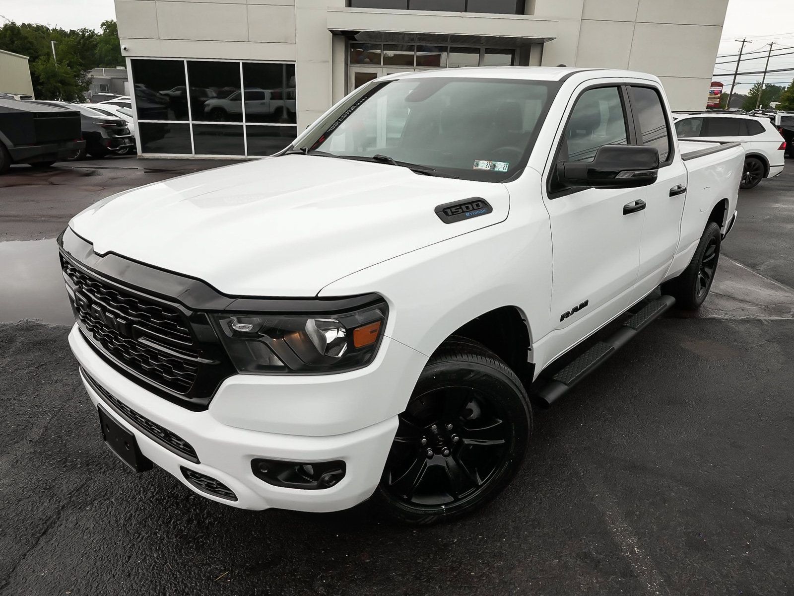 Used 2023 RAM 1500 Big Horn AWD/4WD image 8