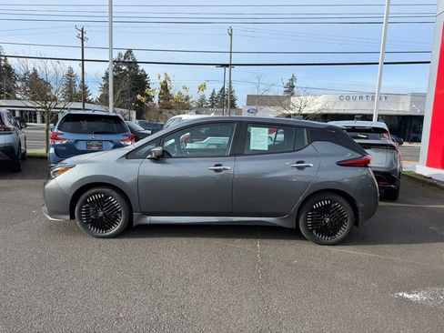 Certified 2023 Nissan Leaf SV Plus image 3