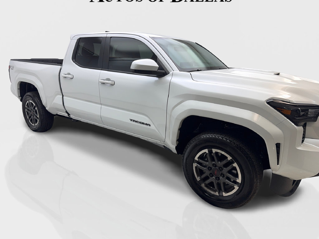 Used 2025 Toyota Tacoma TRD Sport AWD/4WD image 11