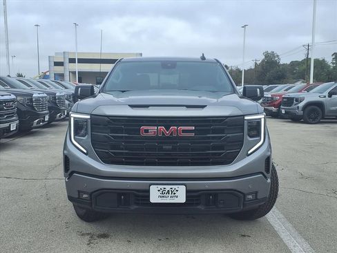 New 2026 GMC Sierra 1500 Elevation image 14