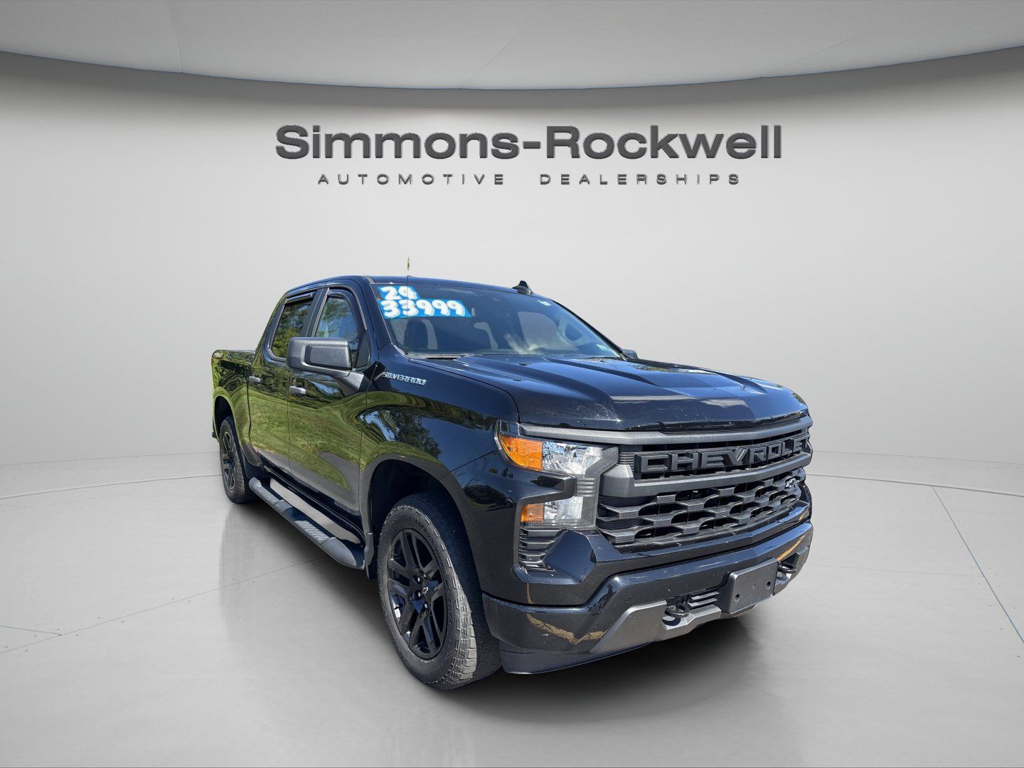 Used 2024 Chevrolet Silverado 1500 Custom AWD/4WD image 6
