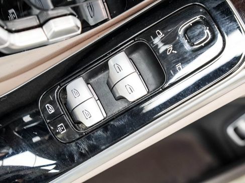 Used 2023 Mercedes-Benz S 500 4MATIC image 40