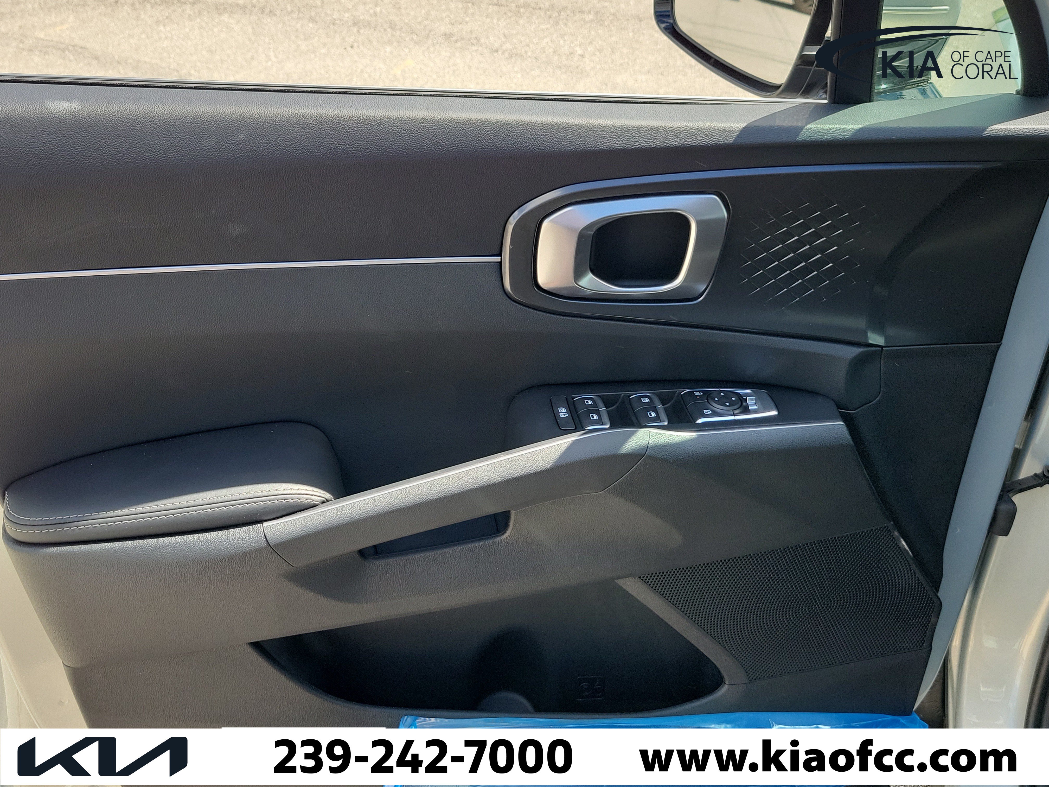 New 2026 Kia Sorento LX FWD image 24
