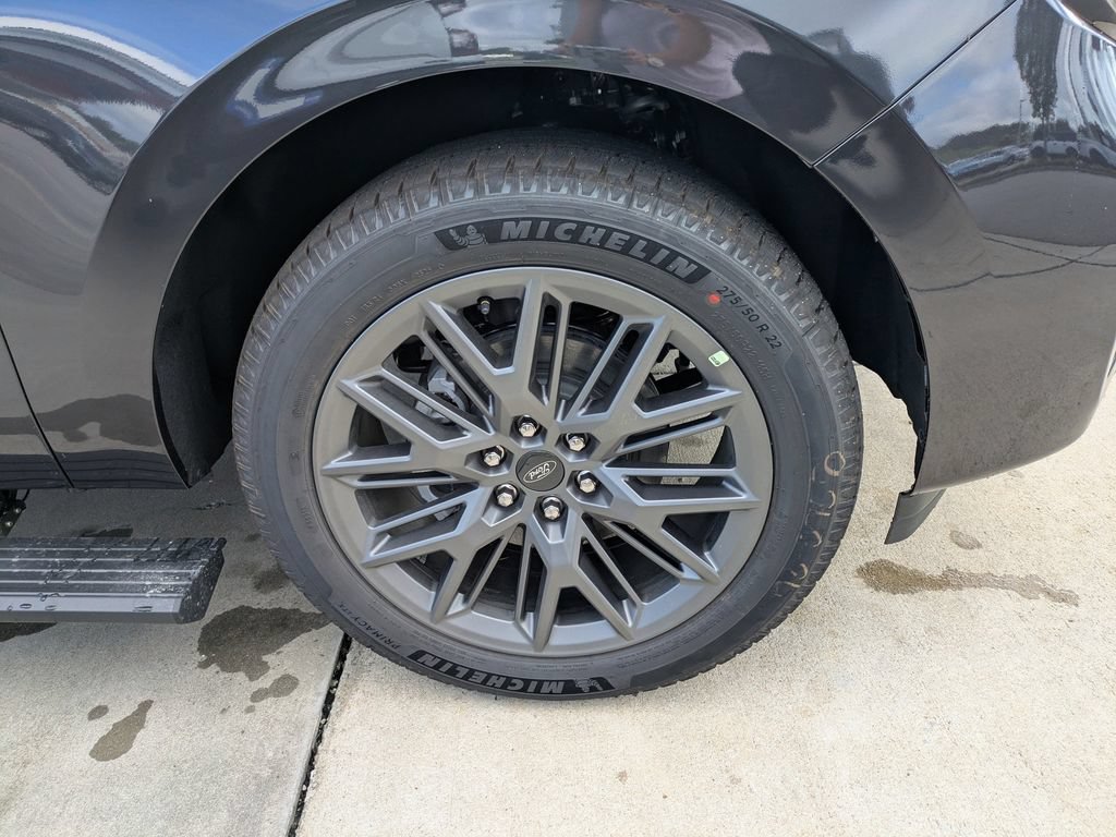 New 2027 Ford Expedition Max Platinum w/ Stealth Appearance Package AWD/4WD image 10