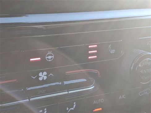 New 2025 Jeep Grand Cherokee L Altitude image 22