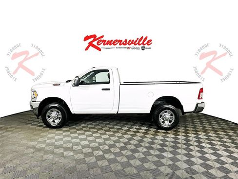 Used 2024 RAM 2500 Tradesman w/ Chrome Appearance Group image 4