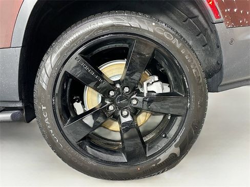 New 2026 Land Rover Defender 130 S image 29