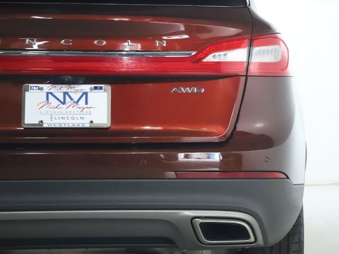 Used 2016 Lincoln MKX Reserve w/ Driver Assistance Package AWD/4WD image 46