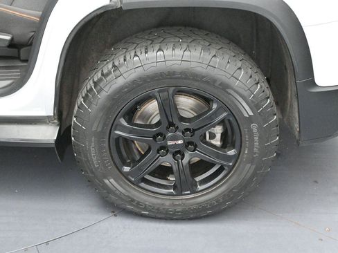 Used 2023 GMC Acadia AT4 w/ Trailering Package AWD/4WD image 33