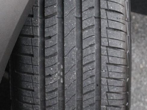 Used 2021 Nissan Rogue SV w/ Premium Package image 15