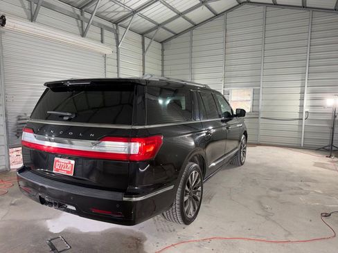 Used 2021 Lincoln Navigator L Reserve AWD/4WD image 5