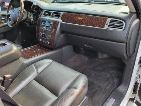 Used 2012 GMC Sierra 3500 Denali image 11