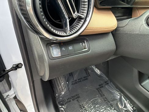 Used 2026 Chevrolet Equinox ACTIV w/ Safety and Technology Package FWD image 25