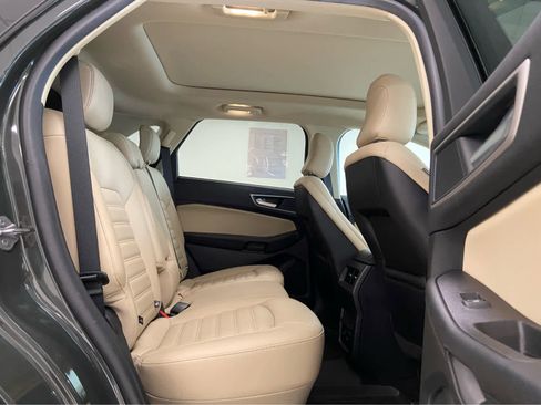 Used 2024 Ford Edge SEL w/ Convenience Package image 18