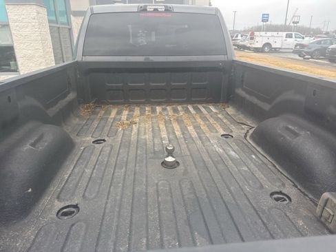 Used 2024 RAM 3500 Big Horn w/ Sport Appearance Package image 4