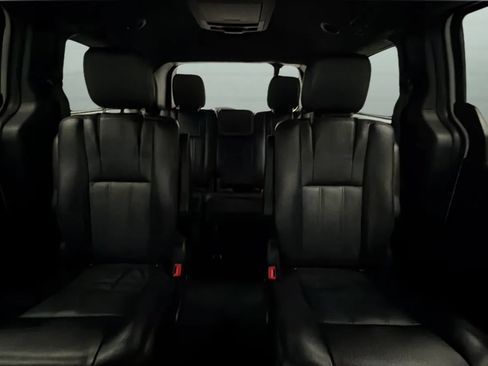 Used 2019 Dodge Grand Caravan GT FWD image 17