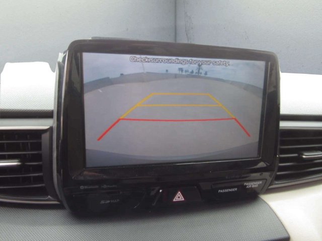 Used 2019 Hyundai Veloster Turbo Ultimate FWD image 18