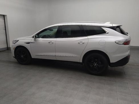 Used 2023 Buick Enclave Essence w/ Sport Touring Edition image 3