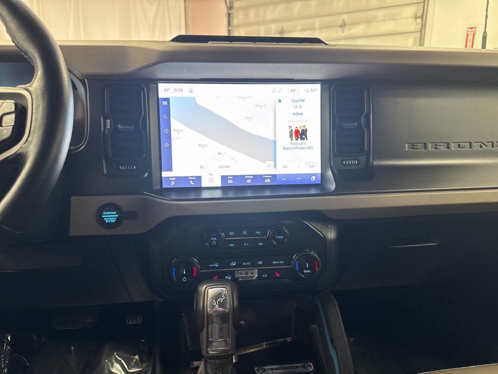 Used 2022 Ford Bronco 4-Door AWD/4WD image 17