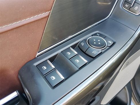 Used 2023 Ford F150 Lariat image 23