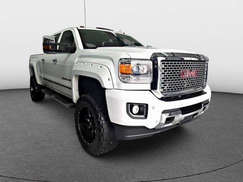 Used 2016 GMC Sierra 2500 Denali w/ Duramax Plus Package image 1