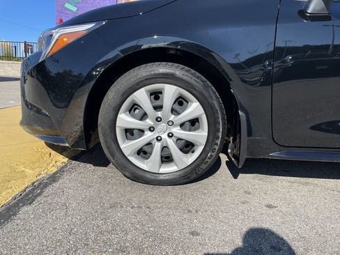 Certified 2024 Toyota Corolla LE AWD/4WD image 9
