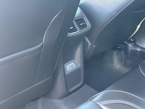 Used 2024 Buick Envision Preferred AWD/4WD image 19