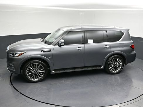 Used 2018 INFINITI QX80 4WD w/ Deluxe Technology Package image 30