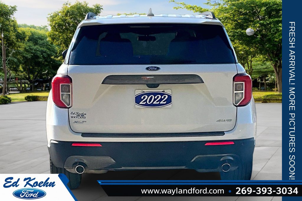 Certified 2022 Ford Explorer XLT w/ Equipment Group 202A AWD/4WD image 4