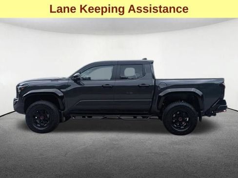 Certified 2025 Toyota Tacoma TRD Pro AWD/4WD image 9