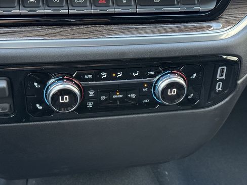 New 2026 GMC Sierra 1500 Elevation image 23