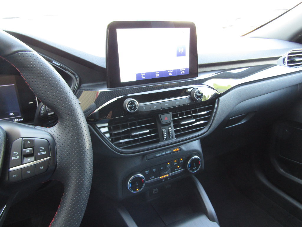 Used 2025 Ford Escape ST-Line AWD/4WD image 24