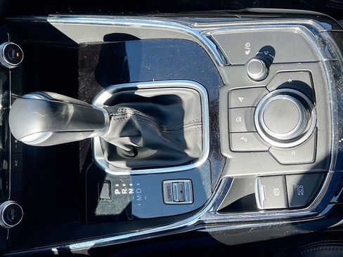 Used 2022 MAZDA CX-9 Touring image 19