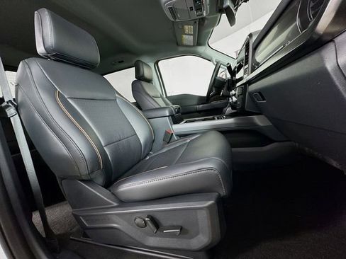 New 2026 Ford F250 Lariat w/ Chrome Package image 34