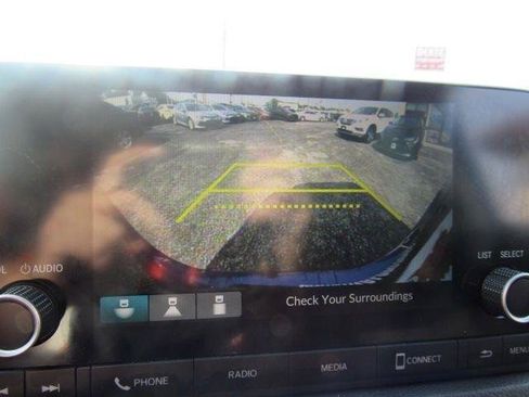 Used 2023 Honda CR-V LX image 31