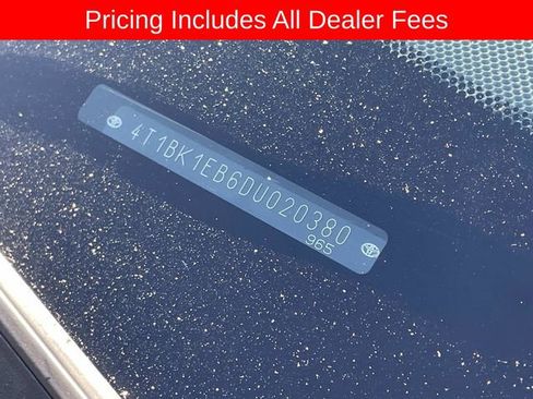 Used 2013 Toyota Avalon XLE FWD image 4