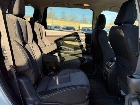 Used 2022 Subaru Ascent Premium w/ Convenience Package image 23