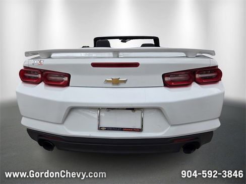 Used 2023 Chevrolet Camaro LT image 4