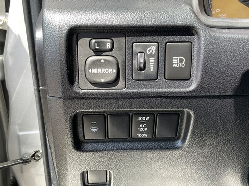 Used 2021 Toyota 4Runner TRD Off-Road Premium image 29