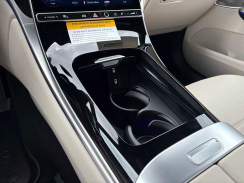 New 2026 Mercedes-Benz GLC 300 4MATIC image 16