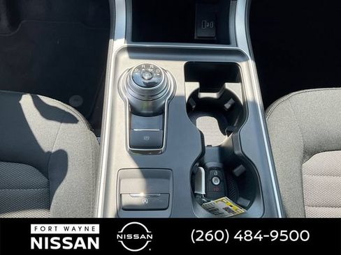 Used 2022 Ford Edge SE AWD/4WD image 25