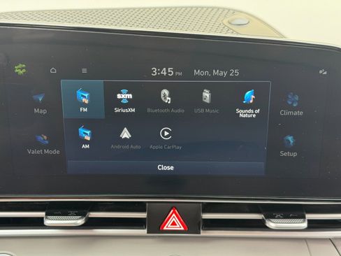 Used 2023 Hyundai Elantra SEL w/ Convenience Package FWD image 25