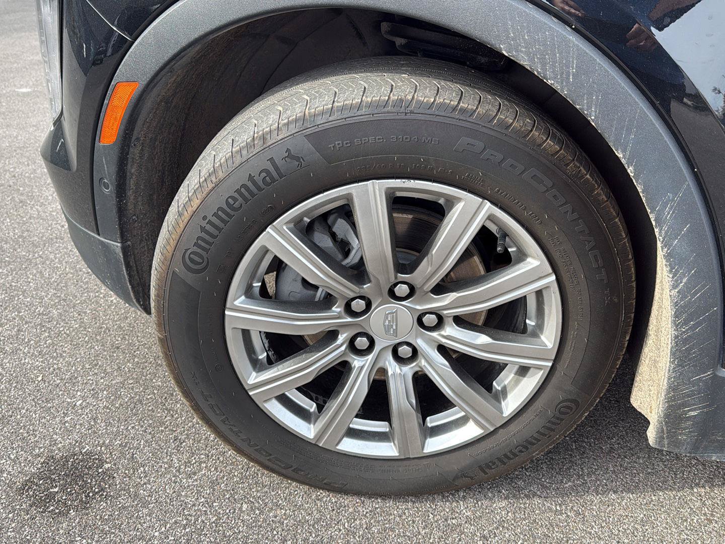 Used 2022 Cadillac XT4 Premium Luxury w/ Sun And Sound Package AWD/4WD image 14