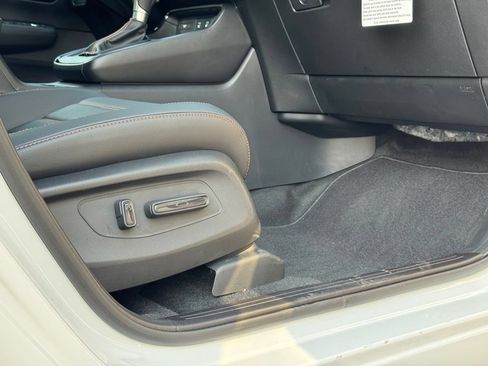 Certified 2026 Honda CR-V Sport Touring image 29