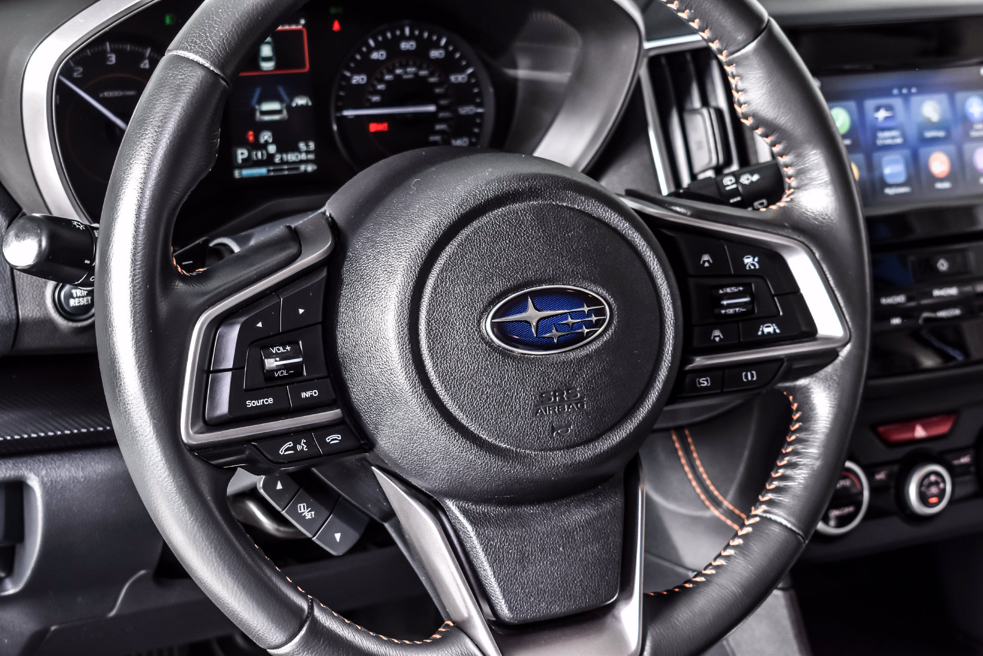 Used 2020 Subaru Crosstrek 2.0i Premium w/ Moonroof Package 2 AWD/4WD image 16