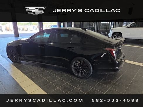 Used 2024 Cadillac CT5 V Blackwing w/ Carbon Fiber Package 2 RWD image 8