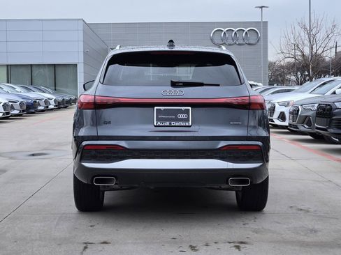 Certified 2025 Audi Q5 Premium Plus w/ Premium Plus image 7