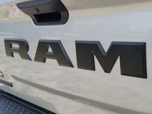 Used 2026 RAM 2500 Big Horn AWD/4WD image 6