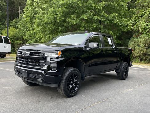 Used 2024 Chevrolet Silverado 1500 RST w/ Convenience Package II AWD/4WD image 5