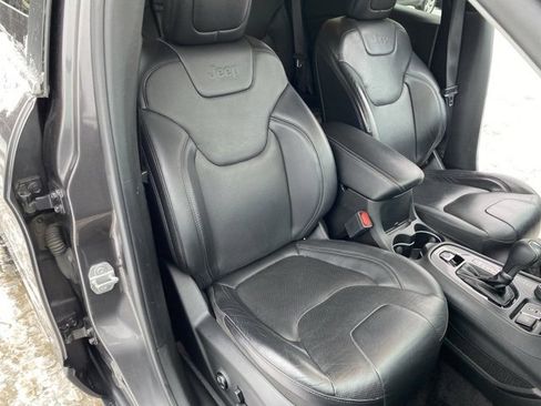 Certified 2019 Jeep Cherokee Limited w/ Trailer Tow Group image 36